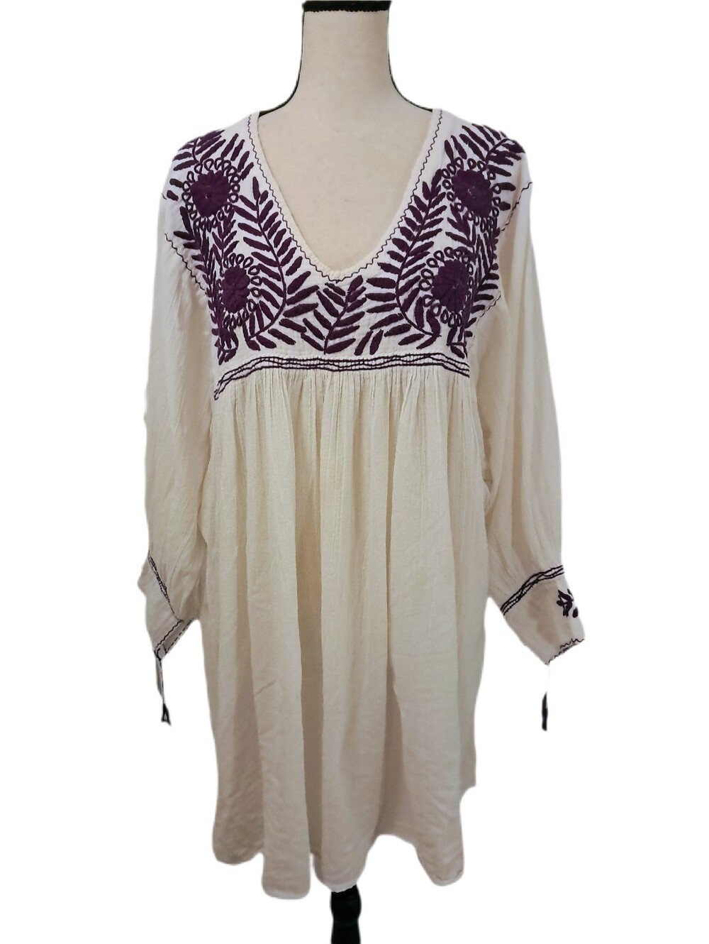 Nativa Handmade Traditional Mexican  Boho Babydoll Ivory Embroidered Blouse